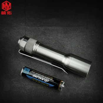 1PCS Mini Nešiojamieji LED Kempingas Žibintuvėlis Titano Lydinio Keychain #7 Baterija Akinimo Žibintuvėlis