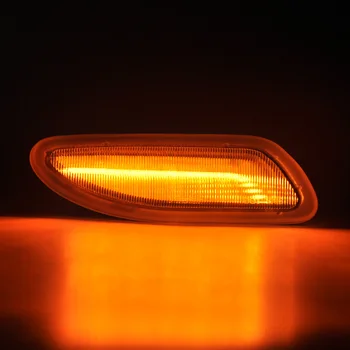 2vnt LED Šoninis Gabaritinis Žibintas Gintaro Posūkio Signalo Lemputė JAV Versija Benz W203 C-KLASĖS C230 C240 C280 C32 AMG C320 C350 C 55 AMG