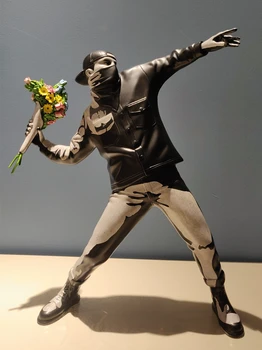 Šiuolaikinio Meno Banksy Gėlių Bombonešis Dervos Statulėlės Anglija Gatvės Menas, Skulptūra, Statula Bombonešis Polystone Pav Kolekcines Meno