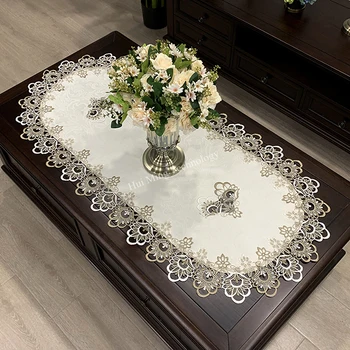 Europos Ovalo formos Staltiesė Stalo valgomasis stalas padengti išsiuvinėti Poliesterio siūlai gėlių Audinys Kambarį Lentelė Kilimėlis Nėrinių Šiuolaikinės