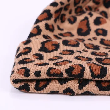 Naujas Leopard Print Beanie Skrybėlių Moterų Rudenį, Žiemą Šiltas Lauko Beanies Skullies Skrybėlės Elastingumą Tikro Kailio Pom Pom Apsidraudimo Skrybėlę