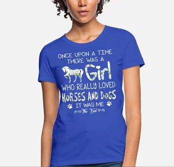 Kažkada Ten Buvo Mergaitė, kuri Reakky Myli Arklių ir Šunų moteriški Marškinėliai
