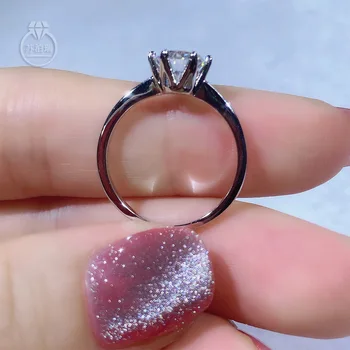 Nekilnojamojo Moissanite Žiedas Šešių nagus Karūna 1CT vienas karatas spalvos D-F 925 sidabro Lab-Diamond Paprastas stilius Jubiliejų Žiedas