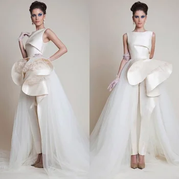 Mados Dizaino Saudo Arabija Prašmatnus Keltas Suknelės 2019 Gotikos Puoštas Peplum Satino ir Tiulio Unikalus Prom Chalatai Smėlio Grindų Ilgis